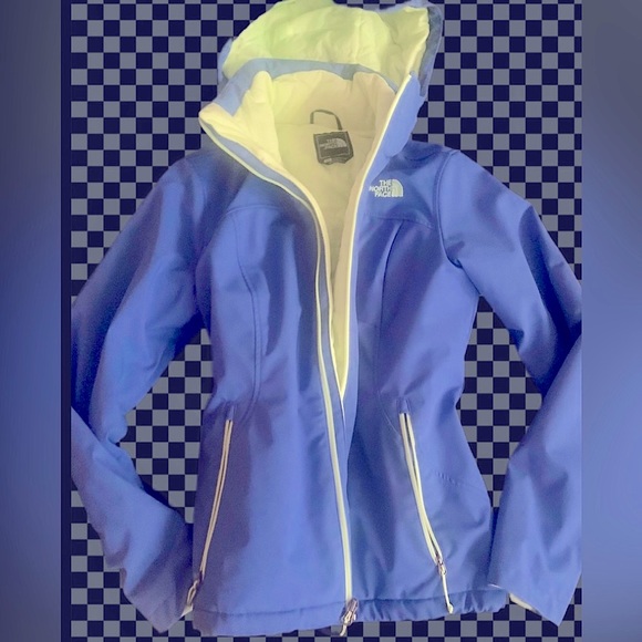 kpins65's tweet photo. So good I had to share! Check out all the items I'm loving on @Poshmarkapp #poshmark #fashion #style #shopmycloset #dobe #thenorthface #chicos: https://t.co/ts62Wt4twZ https://t.co/DWW26CkOQC