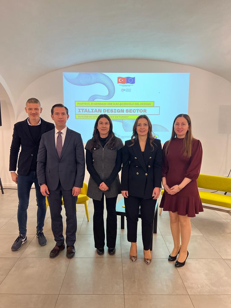 TEBD Director @ersoz_oya attended the workshop 'Italian design sector- Business opportunities in Turkey' hosted by @CamComTorino at @CdD_torino in Torino. #TEBDproject workshop offered an overview of the Turkish manufacturing entrepreneurial companies and further collaboration.