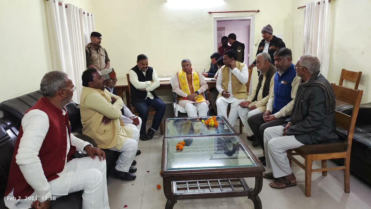 dharmindia51's tweet image. आज निरीक्षण भवन जालौन में जिला अध्यक्ष भाजपा,मा. विधायक गण ,नगर पालिका अध्यक्ष,जिला पंचायत अध्यक्ष,जिला पंचायत सदस्य गण,कोपरेटिव बैंक अध्यक्ष, ब्लॉक प्रमुख गण आदि जनप्रतिनिधियों के साथ परिचयात्मक बैठक कर सामाजिक समस्याओं सहित विभिन्न विषयों पर चर्चा की।
#karagar 
#Homgards