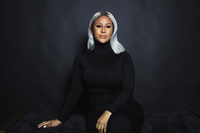 NoMadDadKickz's tweet photo. Day 2

Angela Benton founded NewME, the first startup accelerator for minorities globally in 2011. She is a pioneer of diversity and one of the most important African-Americans in the tech industry. She has helped minority-led tech companies raise over $47 million. #BHM https://t.co/v7S0dYDD65