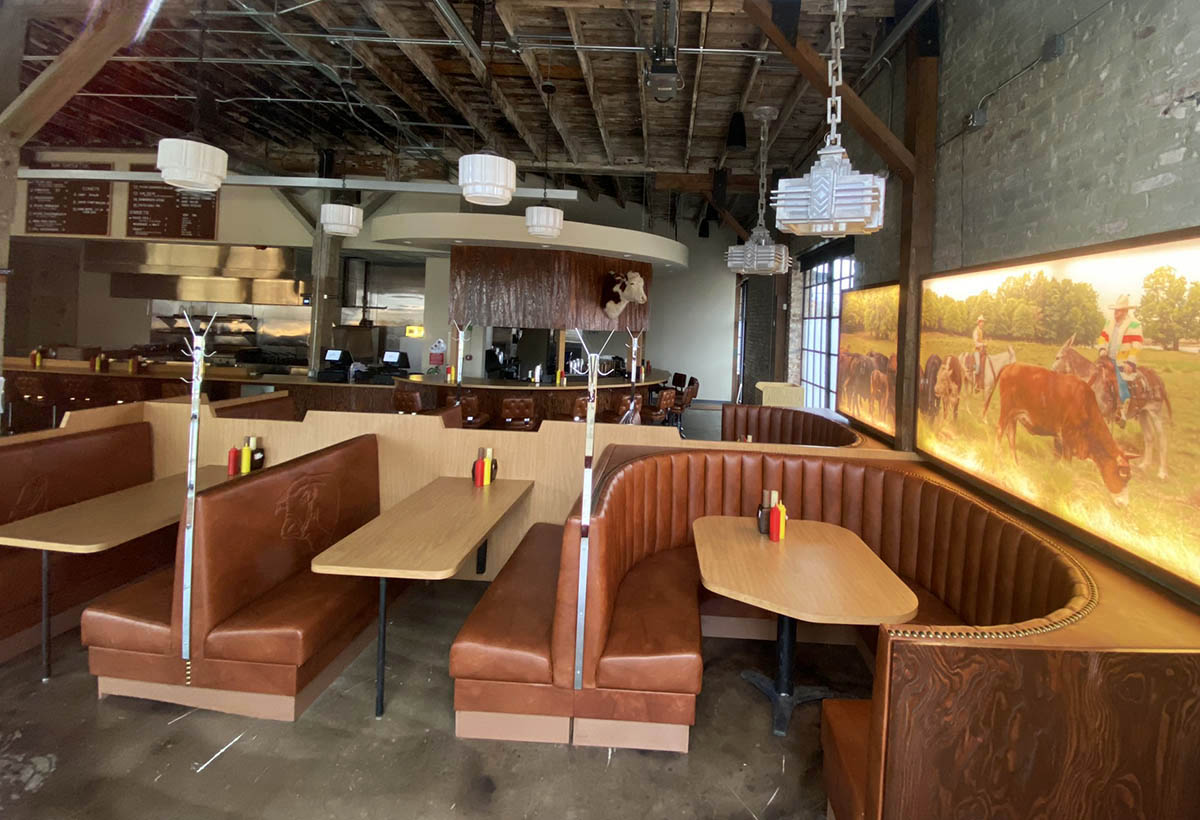 OKCTalk's tweet photo. Sun Cattle Co. has opened in the @WestVillageOKC  (formerly Film Row) next to @flashbackrtropb and near @theJonesOKC.

Onion-fried Hamburgers start at just $5.

Also cocktails, beer on draught plus bottles and cans.

Located at 800 W. Sheridan their hours are M-Sa 11A - 11P. https://t.co/aMcDNFQGN9
