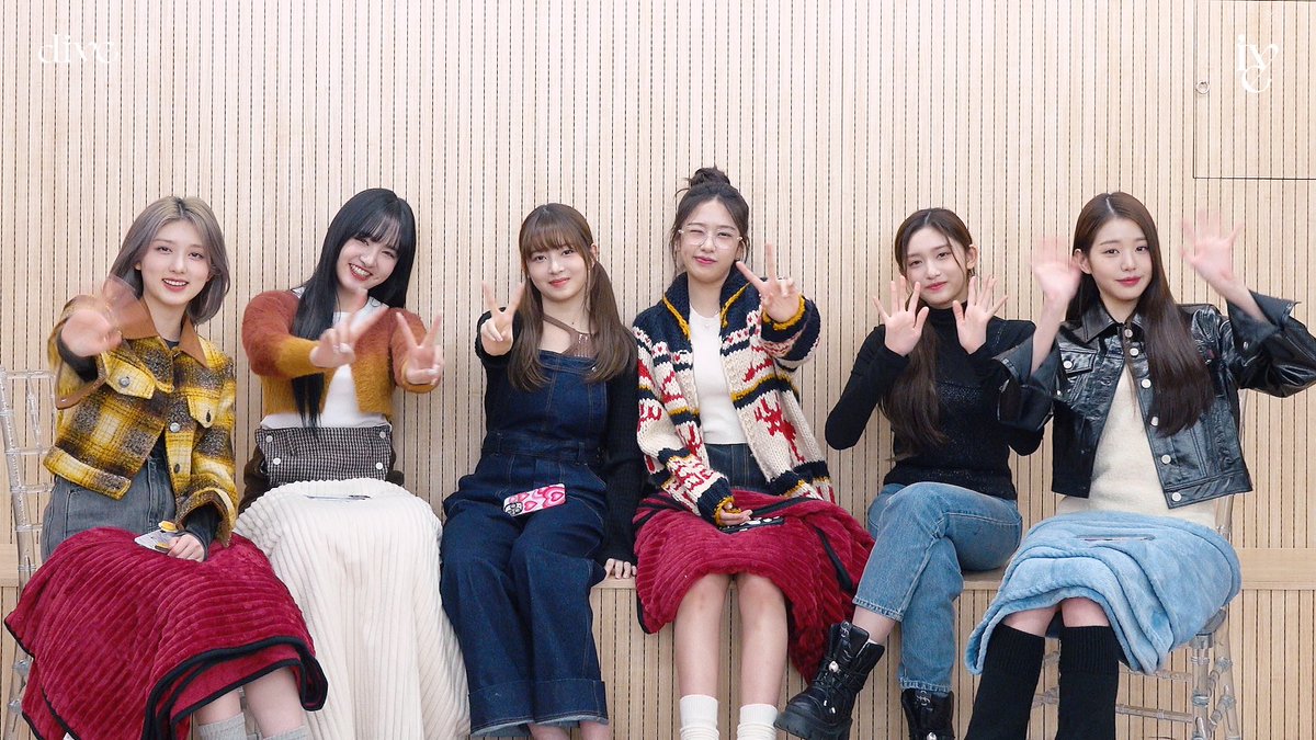 IVEstarship's tweet photo. 🎥
[DIVENING] EP.7 IVE 🌙

DIVE 1기 여러분!
지금 바로 IVE 공식 팬카페
'CLASS DIVE' 에서 함께하세요!

https://t.co/UjpnbAwKUU

#IVE #아이브 
#DIVE #다이브
#DIVENING https://t.co/sgWAueKa7L