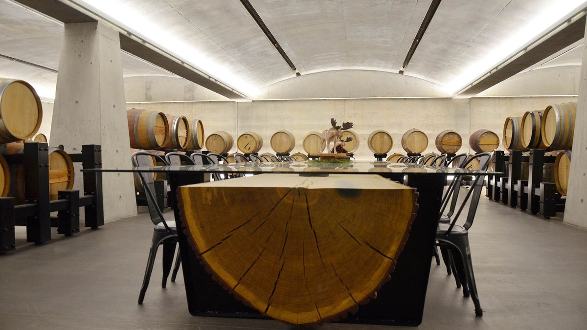 LandWaterNews's tweet image. The Dinner Committee is excited to announce Dark Horse Estate Winery is 2023 Conservation Dinner Feature Artist: abca.ca/post/?ID=1375 Charity auction is Thursday, April 20, 2023 at South Huron Recreation Centre, 94 Victoria St. East, Exeter. Tickets available now.