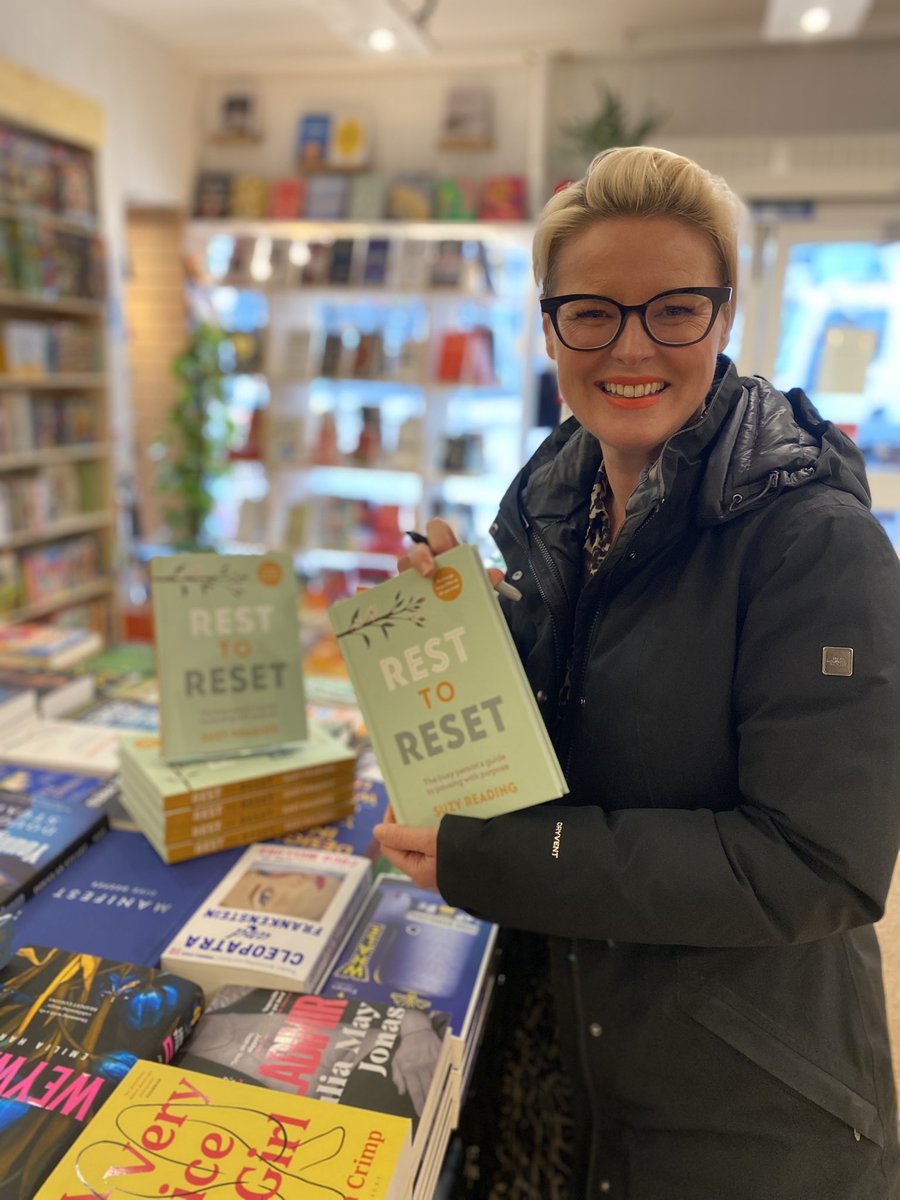 SuzyReading tweet media