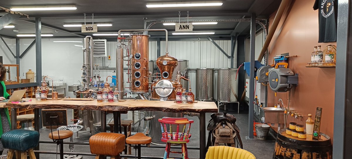 AdamSh's tweet photo. New distillery, Angus Alchemy, now open on A92 slip just before Carnoustie. Seems like gin, vodka &amp; 'moonshine' atm with beer from @BrewToon Looks really stunning inside, also great to see cycle hub on grounds. Info at https://t.co/WihGro2idG tho needs a few updates 🥃🍺🚲 https://t.co/2kH6zWTSfJ
