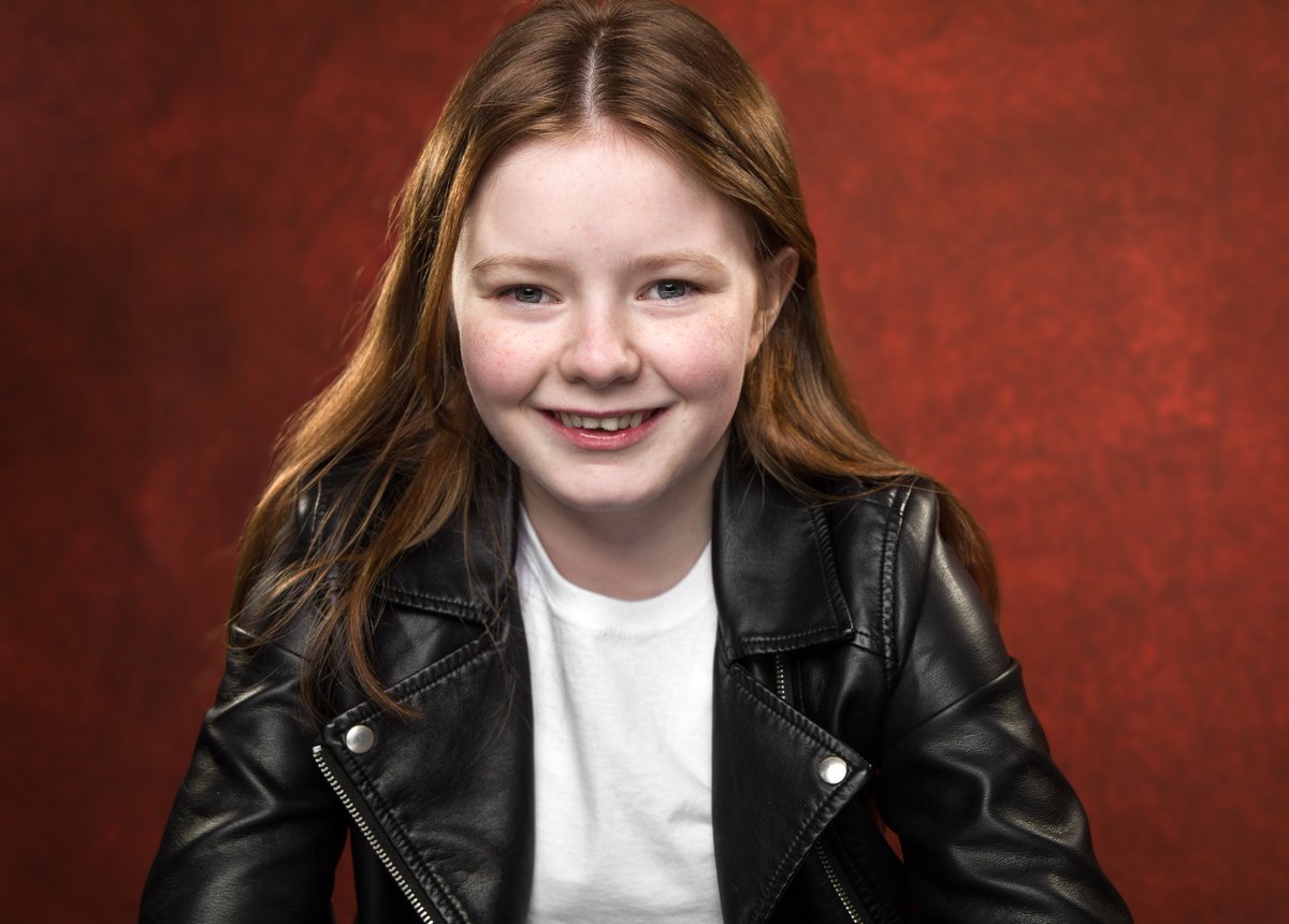 This is how big my smile is, as featuring in another beautiful short Film.

Filming in August and not in my own accent 😙 .......

'Autumn Leaves'

#childactress #teenactress #scottishactress #Britishactress #accents