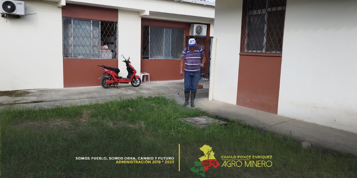 #Shumiral La alcaldesa Lcda. Regina Maldonado, realizó el mantenimiento de los espacios verdes del centro de salud de la comunidad, ejecutando específicamente la fumigación deherbicida para controlar la maleza.
<a href="/Ambiente_Ec/">ambiente_ec</a>