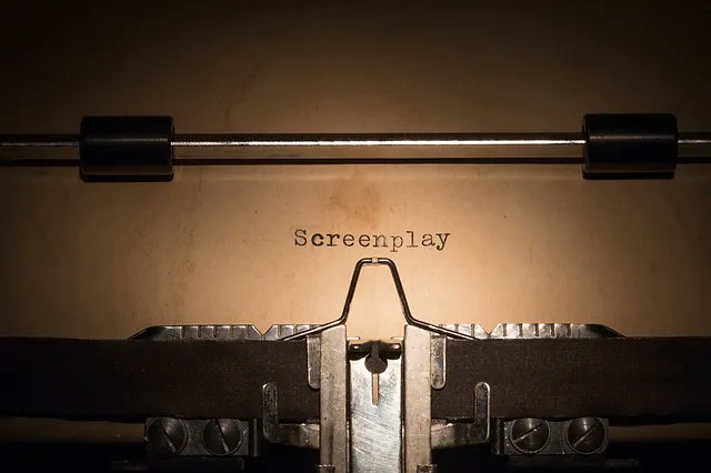 Director here looking for a micro-budget feature script. Horror/drama/thriller/comedy. Feel free to DM me a logline or writer recommendations. #screenwriters #indiefilm