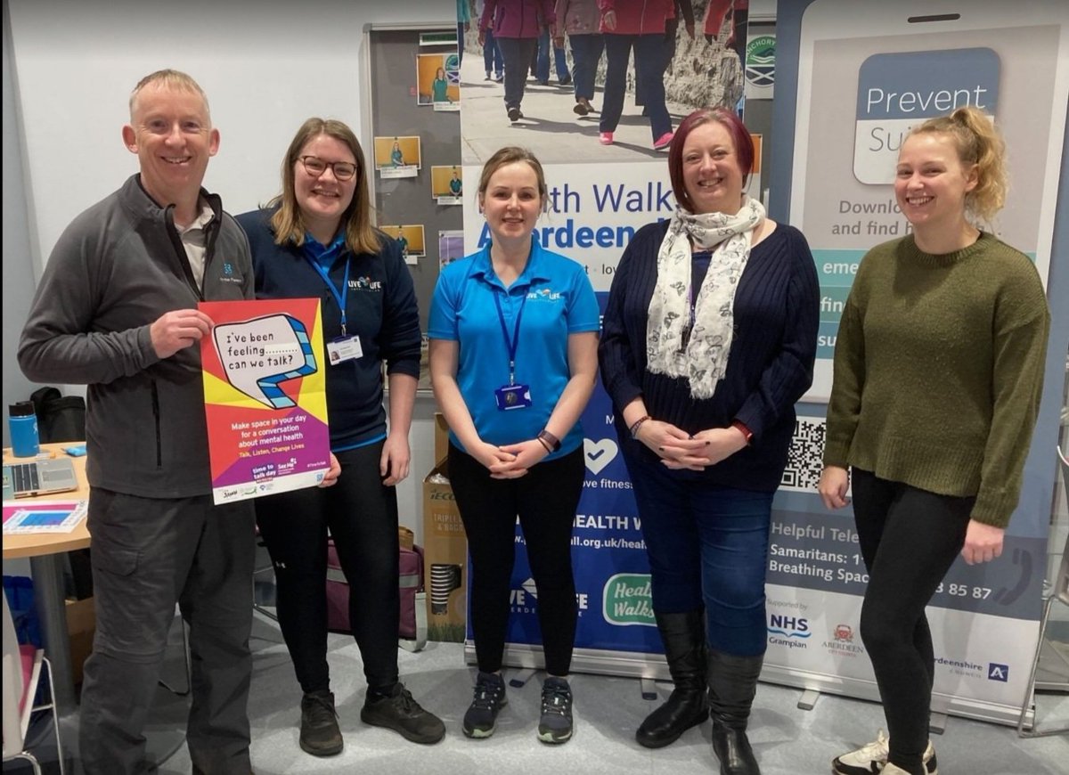Wilsonpaulh's tweet photo. Time to Talk Day at Banchory Sports Village with Live Life Aberdeenshire Winter Health Watch Team, SAMH, Penumbra and NHS Grampian. Talking about mental and physical wellbeing. https://t.co/e6gLaIKMwH