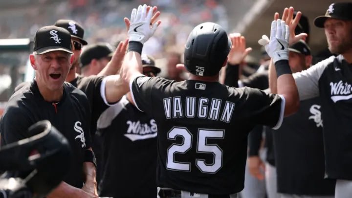 ChuckGarfien's tweet photo. The White Sox have locked it down at first base since 1990.  

Frank, Konerko, Abreu. 

What if Andrew Vaughn follows in their footsteps and becomes the next great White Sox first baseman?

Listen: https://t.co/NZkLwcFUn6 🎧🎙 https://t.co/xxqWgIOK6X