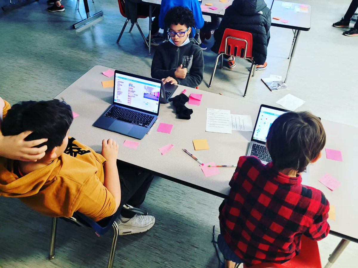 Broken_crayon1 tweet media