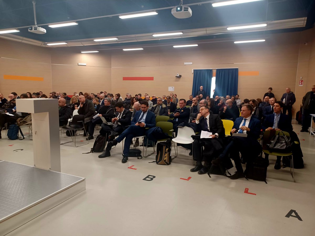 GSErinnovabili's tweet photo. Alberto Biancardi, Dir Studi, Monitoraggio e Rel. Internazionali #GSE, chiarisce l'obiettivo del 3° incontro #Greenroad: illustrare iniziative e strumenti abilitanti x la diffusione delle Comunità Energetiche e  favorire il confronto tra stakeholder nazionali e territoriali. https://t.co/50RBMqfnma