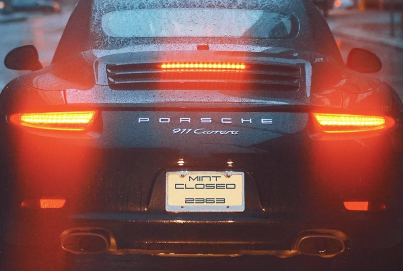 NFTrust_io's tweet photo. We are congratulating @eth_porsche on their completed Genesis #NFT collection! 

Final supply: 2,363 NFTs 
Royalties: 0%
Levels:
🔴 Performance
🟡 Heritage
🟢 Lifestyle
Lead artist: @patrickcandoit from Hamburg

Collection:
https://t.co/TUN12Boore

#NFTrust #PORSCHE https://t.co/UJommiSMJL