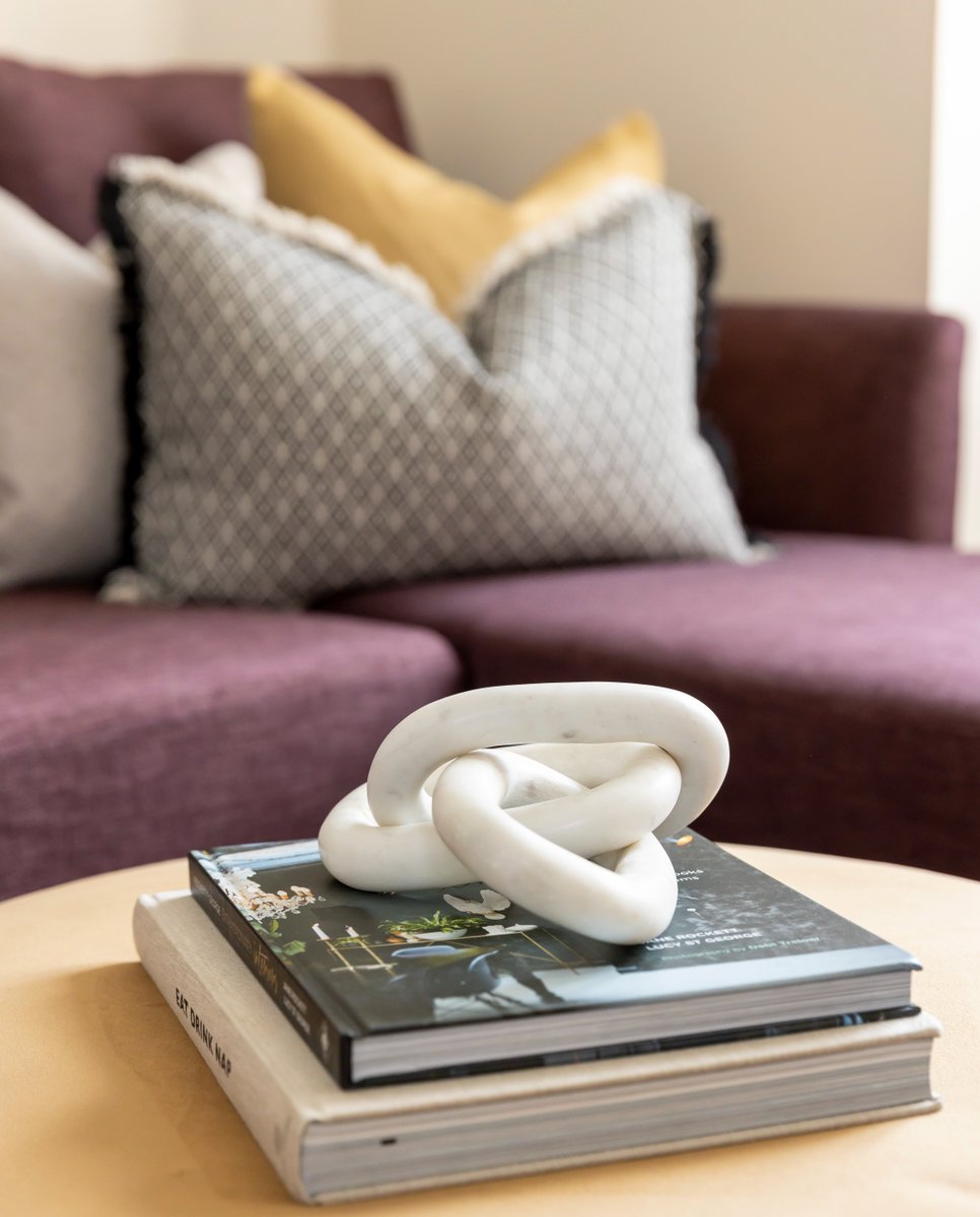 Taking a moment just for us 😌

Our #SouthwoodMews homes provide a comforting and relaxing space, perfect for you to put your feet up after a long day 🙌

Find out more about homes at Southwood Mews, #Farnborough: bit.ly/SouthernSpaceSM

#SouthernSpace #SouthernHousing