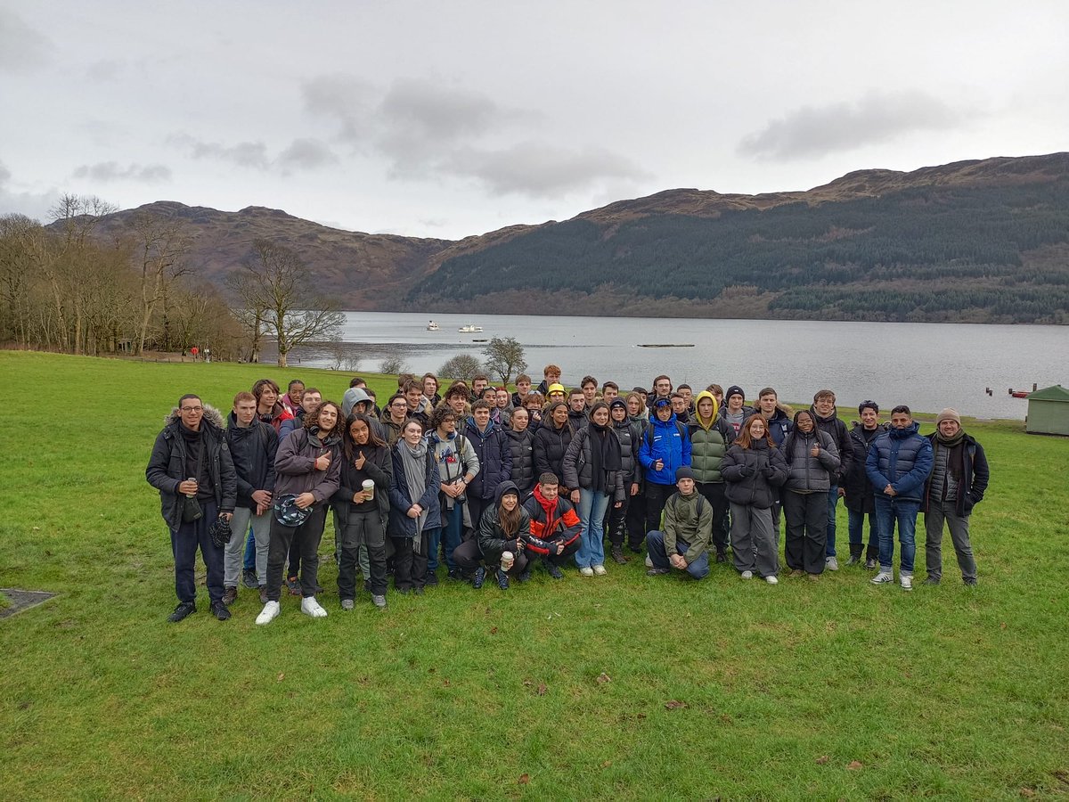 Lycée Jean Perrin tweet media