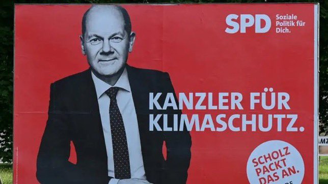 Luisamneubauer's tweet photo. Doppelmoral? https://t.co/RMq9puD27u