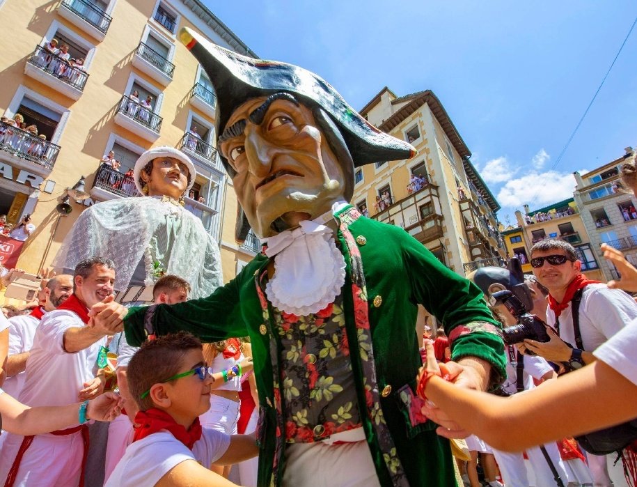 Vivir Pamplona tweet media