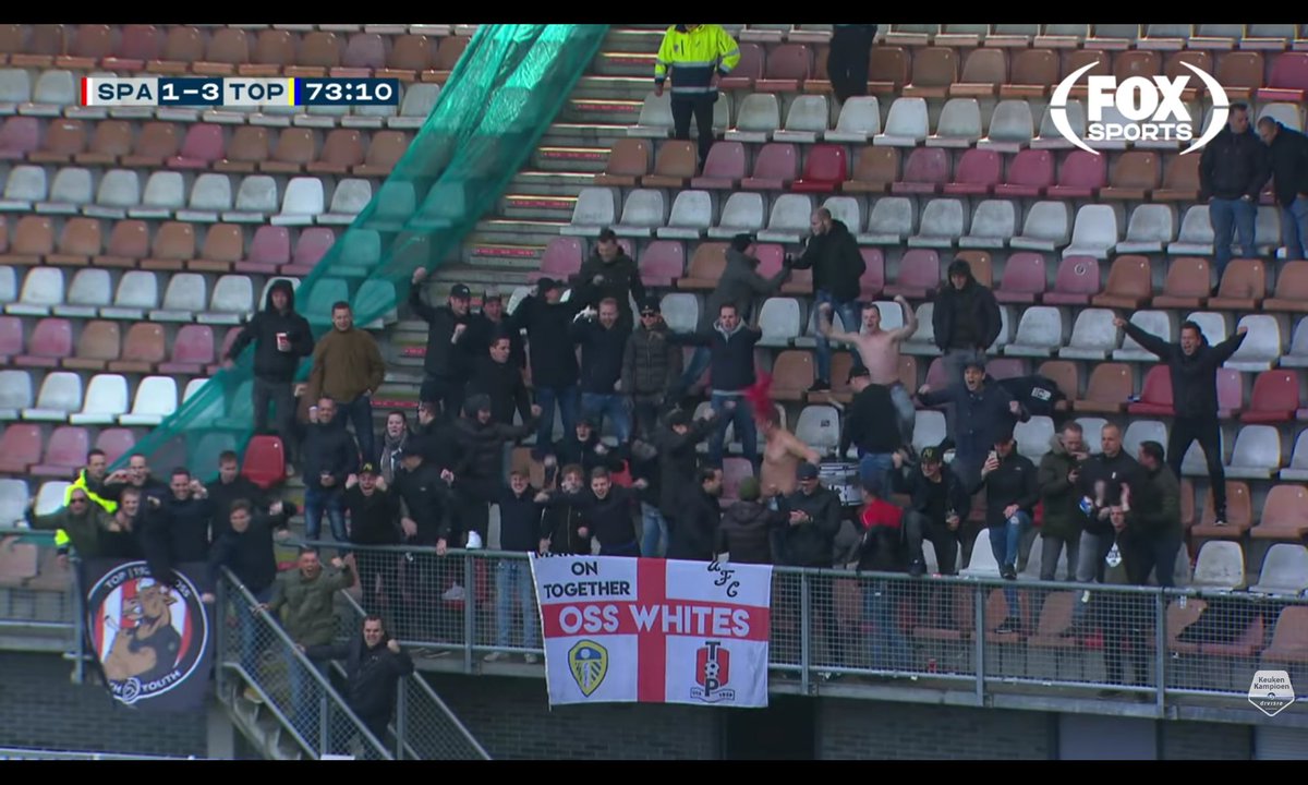 topossnieuwtjes's tweet photo. Alvast alles checken voor morgen.
- Seizoenkaart β
- Bier β
- Kijken hoe de keeper van 073 heet zodat ik toe kan fluisteren wat zijn moeder voor werk doet.
Oftewel, bijna derbyday!β€οΈπ€ 3 punten pakken tegen de Bossche bollen. #komoptop https://t.co/nsfbPlwYQ3