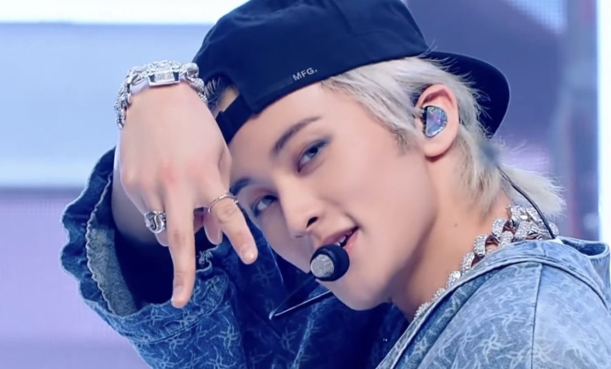 LMKLOOK's tweet photo. ay-yo ending 🧚‍♀️ https://t.co/oWEYHi2wyG