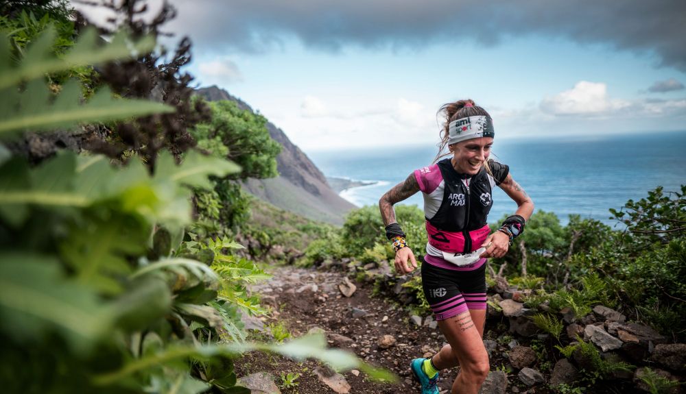 PREVIA | <a href="/AZARASTORM/">Azara García de los Salmones</a> busca reencontrarse en el <a href="/trailmeridiano/">Maratón Meridiano</a> y <a href="/MiguelHeras3/">Miguel Heras</a>  prolongar su estado de gracia. Repasamos modalidades, horarios y favoritos de una de las grandes citas del archipiélago canario.
territoriotrail.es/azara-garcia-b…

📸 <a href="/jsaragossa/">jsaragossa.eth</a>