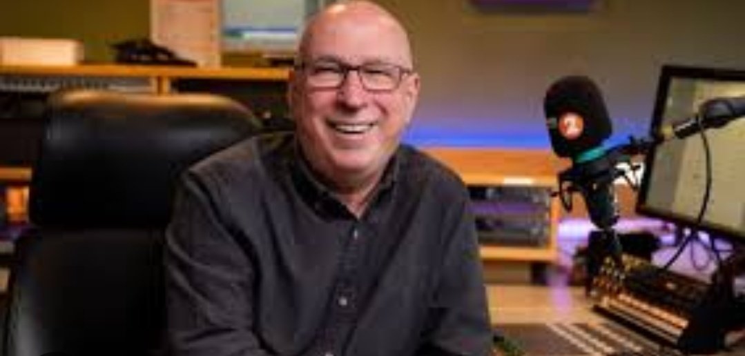 Happy birthday to the legend that is Ken Bruce  