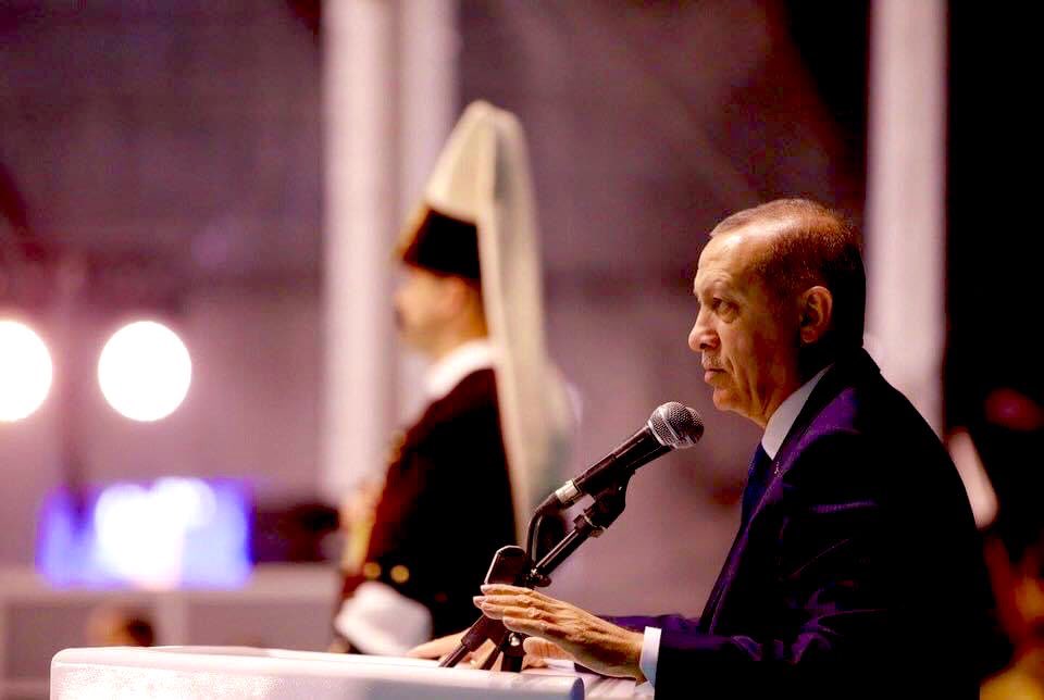 Vedat Bilgin Taşeron Noldu. Sn.Cumhurbaşkanım <a href="/RTErdogan/">Recep Tayyip Erdoğan</a>,gerek vekillerimiz gerekse bürokratlarımız maalesef toplumun size olan güven duygusunu zayi ediyor,Taşeron konusundaki çevrilen fırıldaklara fırsat vermeyin efendim. <a href="/Akparti/">AK Parti</a> <a href="/akbasogluemin/">Av. M.Emin AKBAŞOĞLU 🇹🇷</a> <a href="/mustafaelitas/">Mustafa Elitaş</a> <a href="/jsarieroglu/">Jülide Sarıeroğlu 🇹🇷</a> <a href="/BY/">Binali Yıldırım</a>