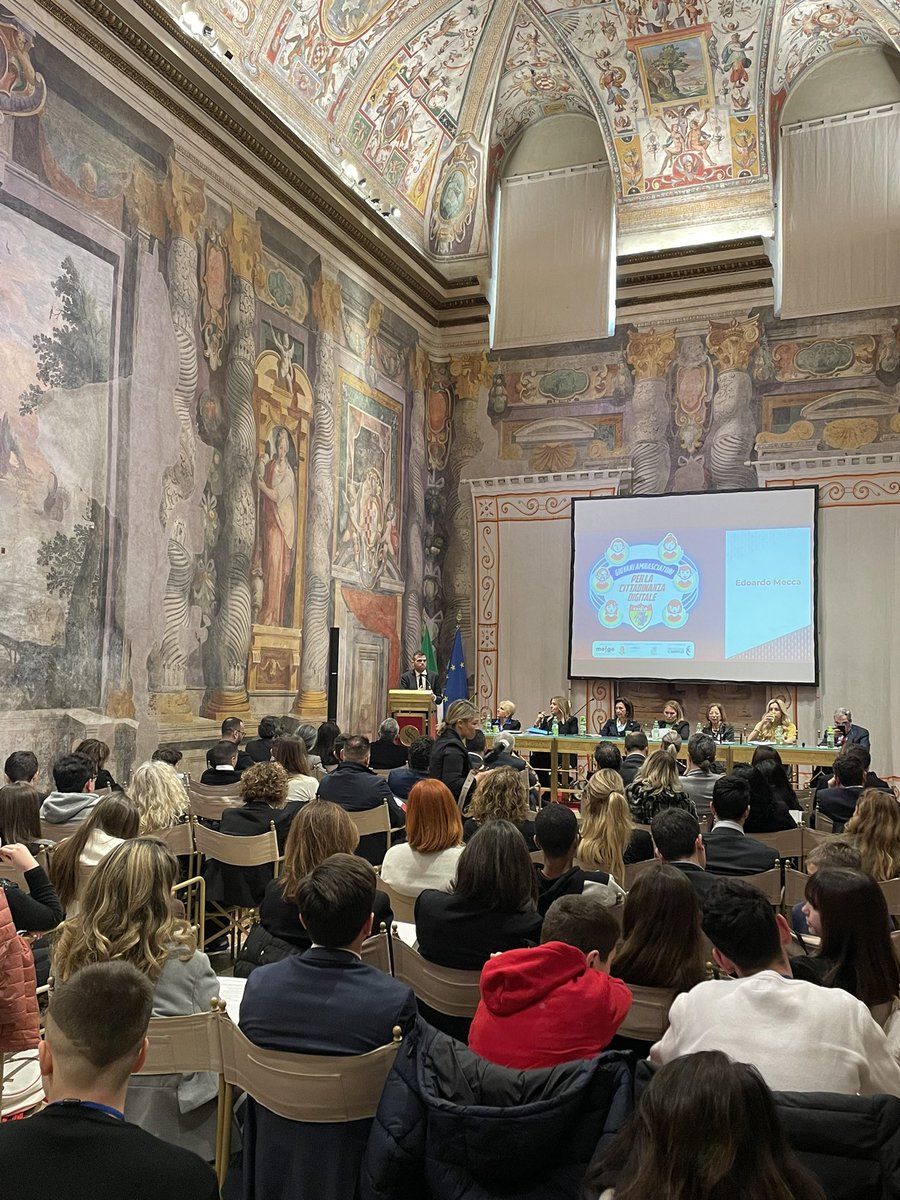 Moige_genitori's tweet image. Grazie ad @EdoardoMecca1 per il suo contributo e sostegno alla
campagna #giovaniambasciatori 
#sid2023
#moige
