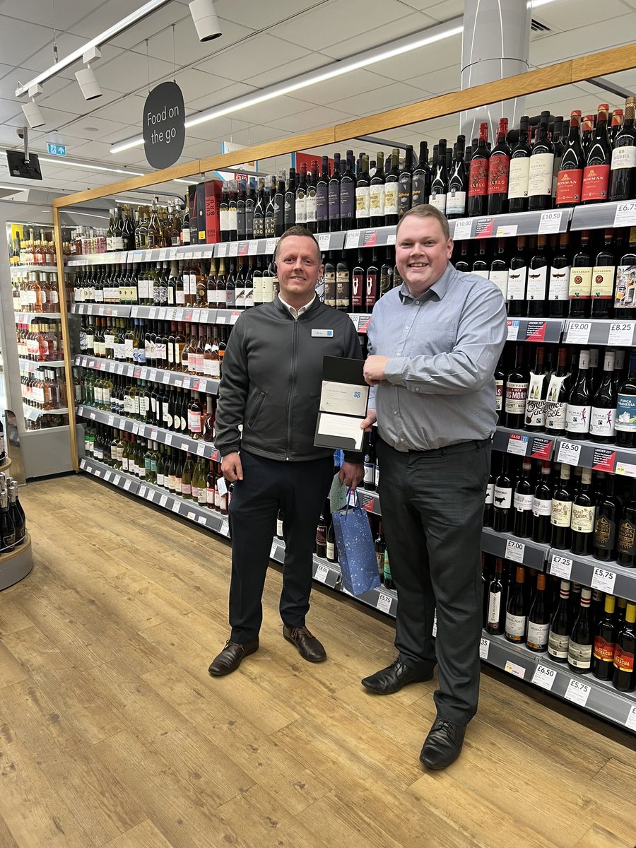 Great to recognise Brian in Beith this week for 25 years service! Thanks for all your continued hard work and commitment to our Co-op! <a href="/brobertson81/">Brian Robertson</a> <a href="/mccarthy_1888/">Michael McCarthy</a> #coopradio #longservice