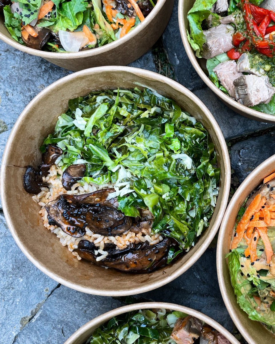 🍄 POT

Soy-glazed Portobello mushrooms with lightly-spicy secret sauce and a sprinkle of sesame.