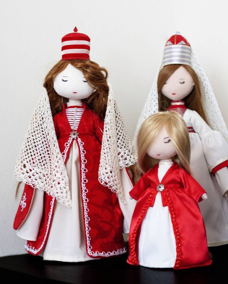 circassianroots's tweet photo. Handmade Circassian dolls https://t.co/JFvYTevRg3