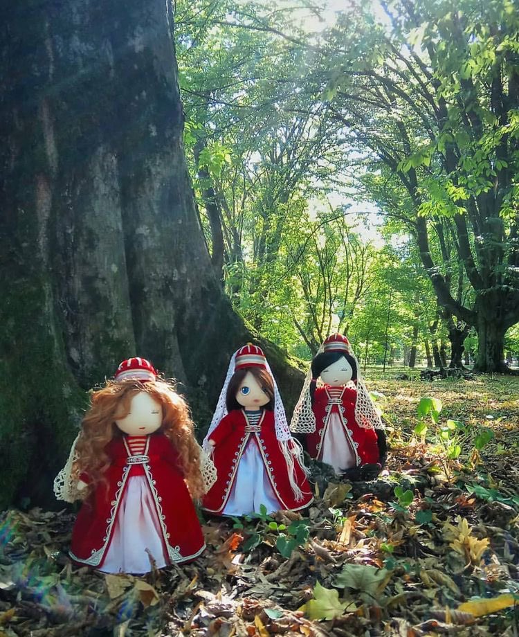 circassianroots's tweet photo. Handmade Circassian dolls https://t.co/JFvYTevRg3