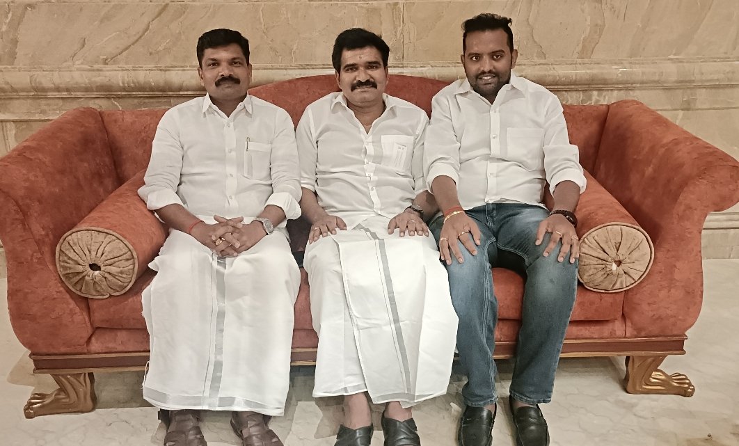 nsathiskumar1's tweet image. Go back Modi கும்பலை ஓட ஓட விரட்டியடித்து இப்பொழுதெல்லாம் #welcome_modi #வணக்கம்_மோடி என்று தெறிக்க விடும் அன்பு தலைவர் திரு. @CTR_Nirmalkumar தலைமையிலான அணியில் ஒரு அணிலாக...@MSBalajiMSB @DilipKannan @vivinbhaskaran @VenkaTweetesh