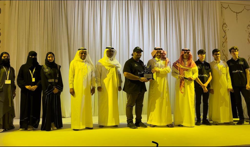 كل الشكر و التقدير لفرع وزارة الموارد البشرية و التنمية الاجتماعية بمنطقة مكة المكرمة على تكريم الفريق بعد مشاركتهم في تنظيم حفل التقاعد الخاص بفرع الوزارة بالمنطقة <a href="/HRSD_SA/">وزارة الموارد البشرية والتنمية الاجتماعية</a>