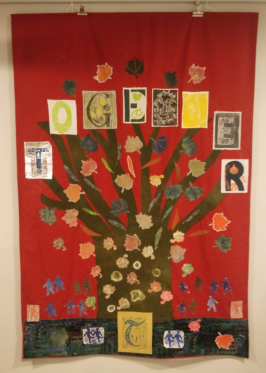 Last term local adults worked with Linda from Camden Adult Learning to create this fabulous banner using lino printing and fabric dying techniques. Come and take a closer look the next time you visit Holborn House! #Together #