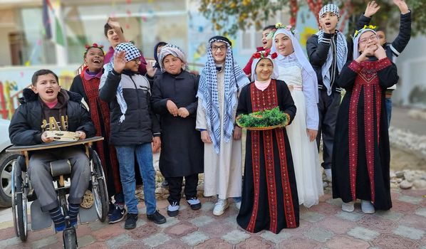 An Atmosphere of Folklore Fourth-grade students represented the Palestinian wedding scheduled for them in the subject of socialization in combination with the Arabic language lesson 'In our village there is a wedding' 💐
#JusurAmal