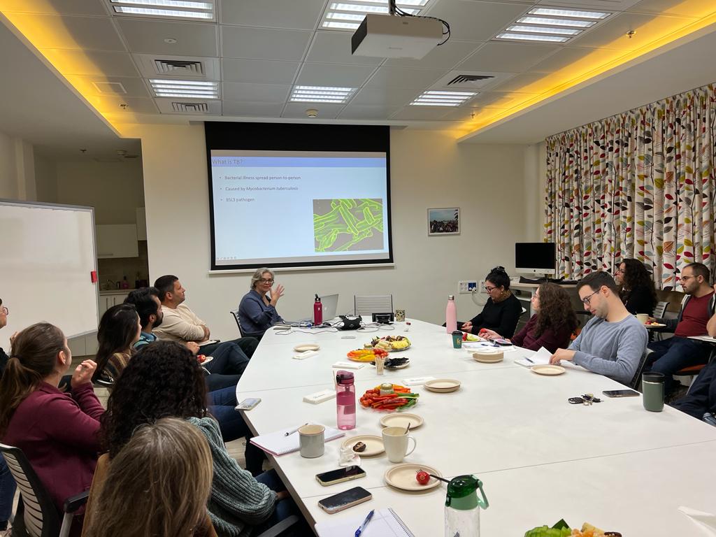 We're delighted to have prof. Amy Barczak and talk about projects in the lab, and listen to a fascinating talk on TB damage to phagosome membranes and matrix remodeling, together with <a href="/LabSagi/">Irit Sagi's Lab</a> group