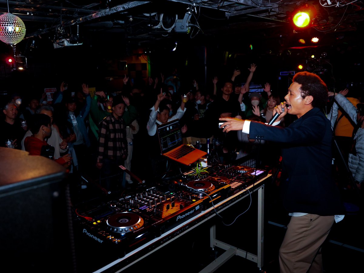 BurnDownInfo's tweet image. 2023/01/13(金)
REGGAE CAMP in OSAKA Vol,2
BITTY McLEAN JAPAN TOUR 2023
@心斎橋 SUNHALL

📷Photos by aketaka 

#BittyMcLean #yardbeat #burndown