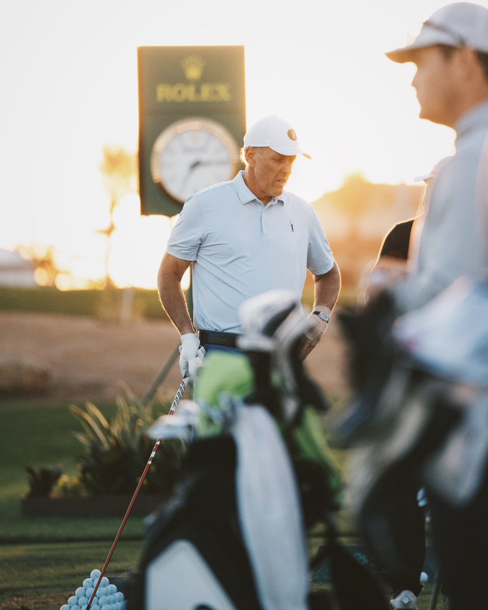 HarveyJamison's tweet photo. 7:07 AM. @royalgreens_ksa 

Phil Mickelson on the range at sunrise. https://t.co/pQWwHv5HWl