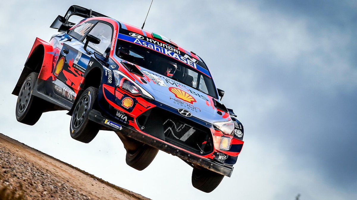 MundoRallyes's tweet image. ¡Hoy cumple 33 años el piloto irlandés @Craig_Breen! 🎂

Ganador del #JWRC allá por 2011 y del #SWRC un año después, en 2012. Siempre ha tenido vaivenes en la élite, deseamos que este año vuelva a encontrar su mejor versión y esté peleando rallyes.

¡Muchas felicidades! 🚗💨