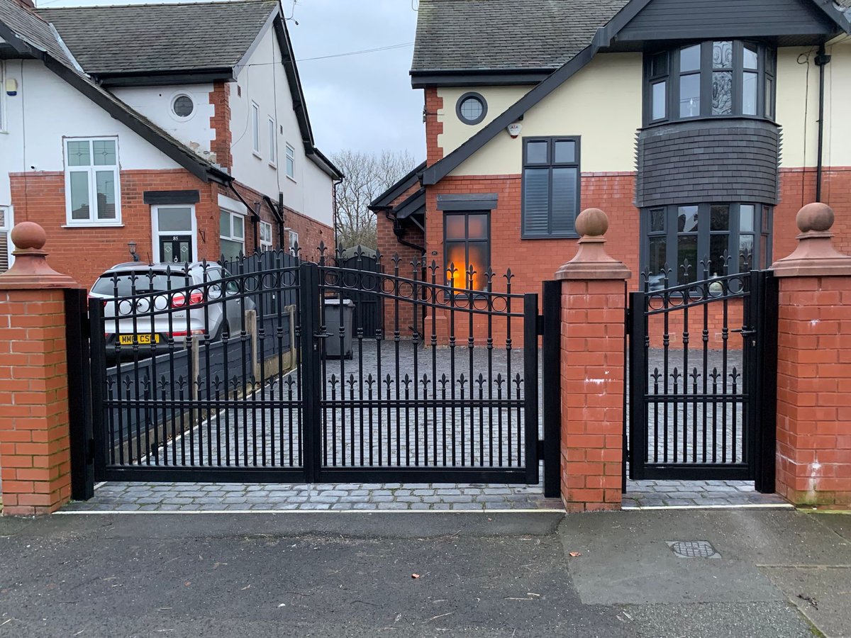 Here's just some of the incredible work our team has been doing this January! #installs #aluminiumgates #Gates