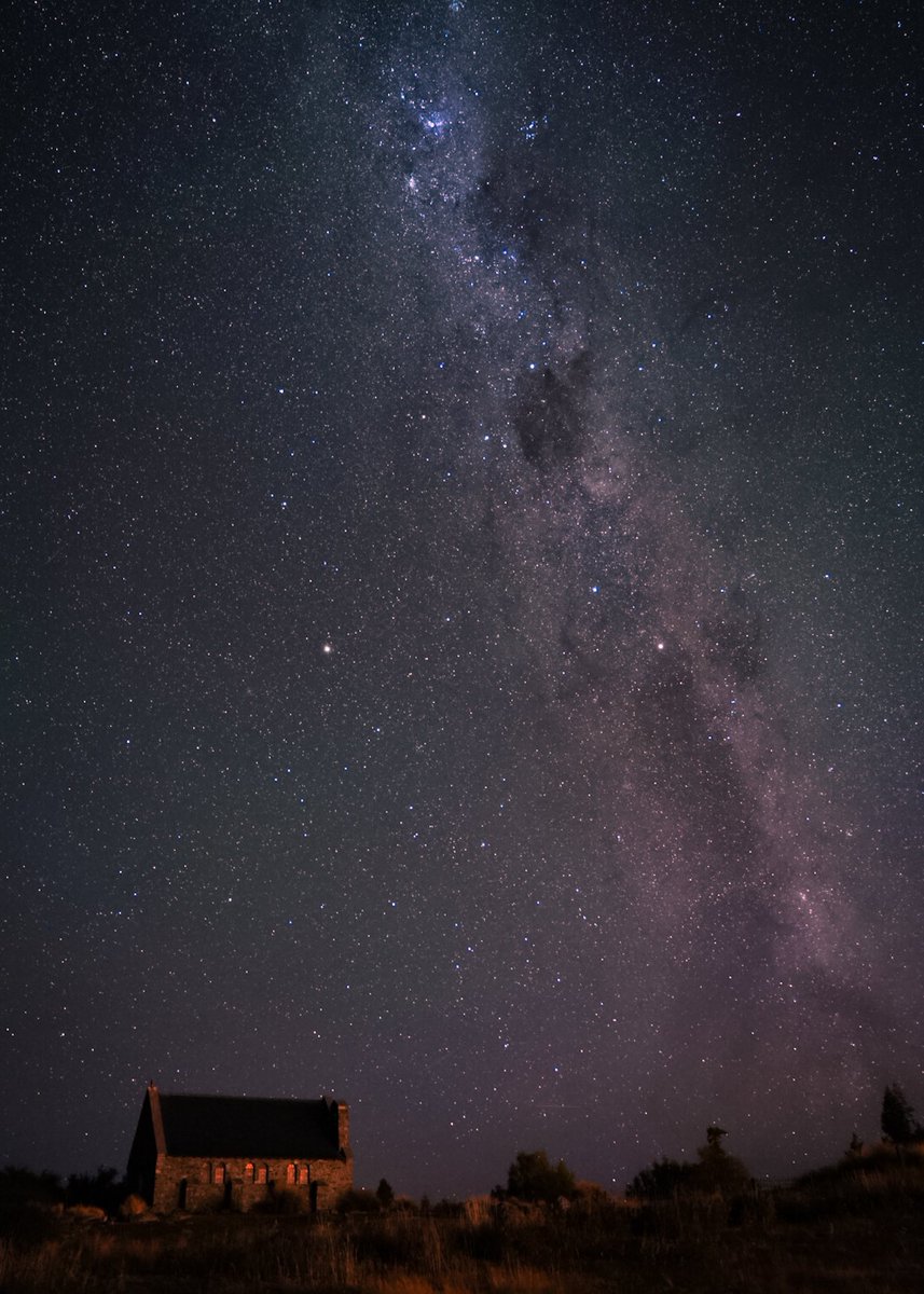 emmasummeruk's tweet photo. Took this photo at the Aoraki Mackenzie international dark sky reserve. Pretty overwhelming. https://t.co/bZSkMMYGfg