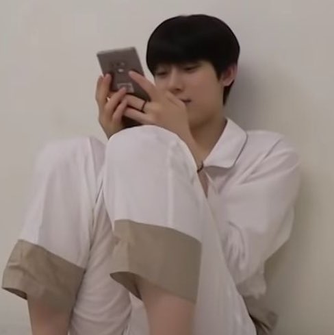 •_update08 : Ikaw na mag judge

> to : @chzmosan <