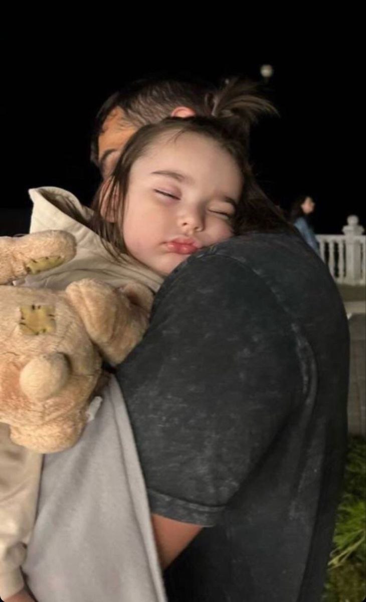 و در آخر
چیزی که پسرا از زندگیشون میخوان: