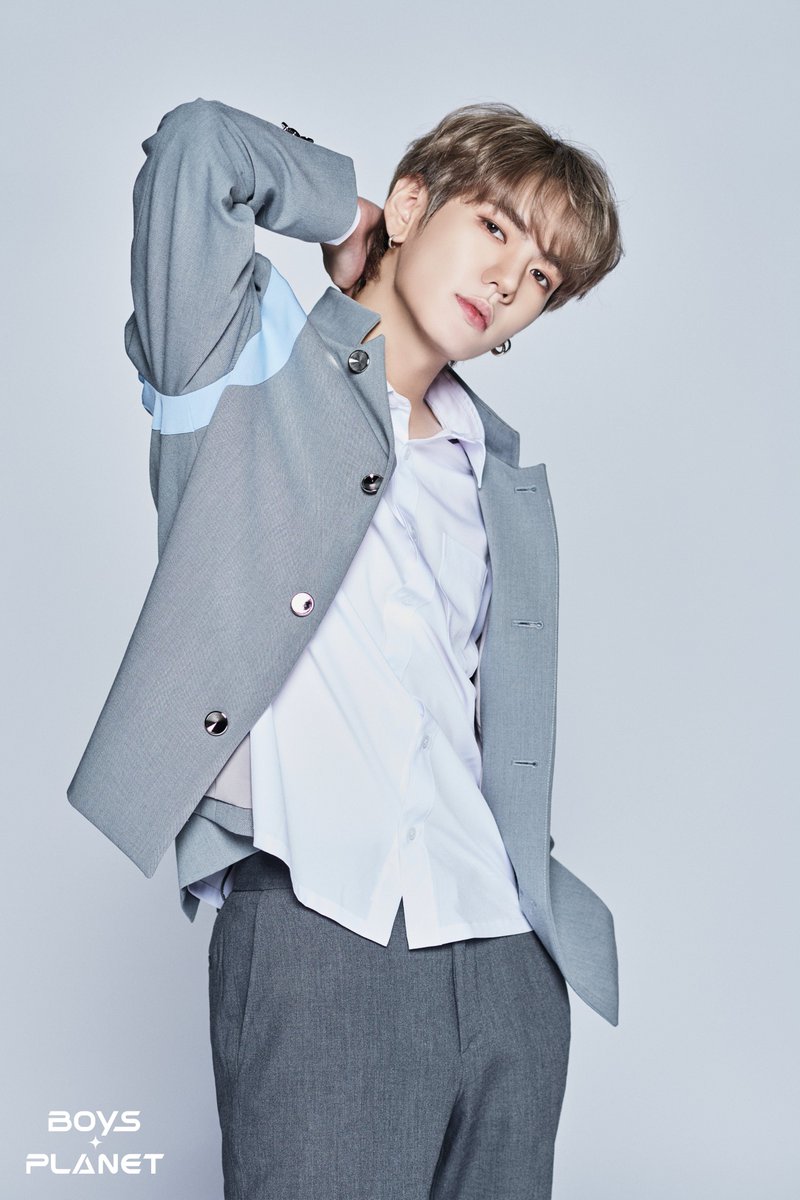 UP10TION's tweet photo. #Mnet #보이즈플래닛 투표 안내

환희의 첫 시작을 함께 해주세요💛

#이환희 #LEEHWANHEE https://t.co/zh4TsjtiE0
