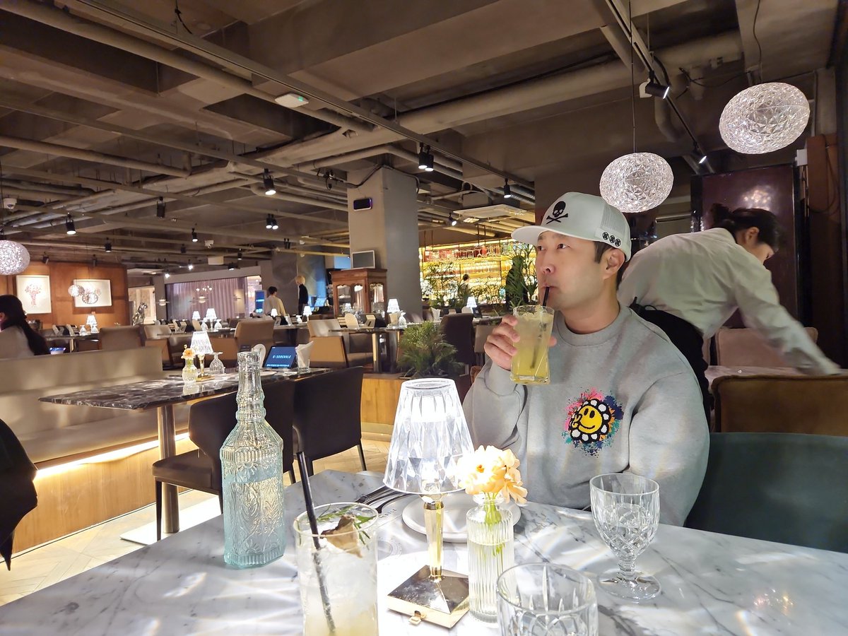 elbowyeish (@elbowyeish) on Twitter photo 