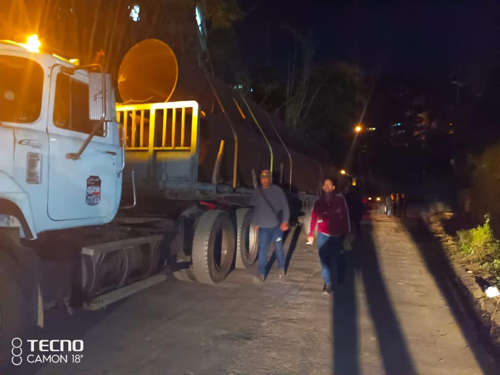hidroven_ve's tweet photo. ¡Buenas noticias! llegan 60 metros de tubería de 48" para ser sustituidos en el Paseo Los Burros, mcpio. Los Salías estado Miranda 
¡Seguimos trabajando!
@NicolasMaduro @RMarcoTorres https://t.co/193NU0Bift