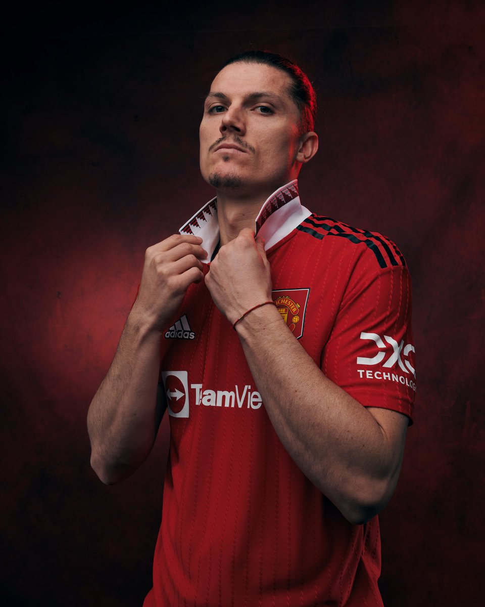 FabrizioRomano's tweet photo. Marcel Sabitzer completes Manchester United move on loan deal from Bayern valid until June 🔴✅ #MUFC

▫️ No buy option clause included, it’s straight loan;
▫️ Sabitzer, excited by working under Erik ten Hag;
▫️ He was never close to other clubs, Man Utd was his priority. https://t.co/vYSQi3ISUj