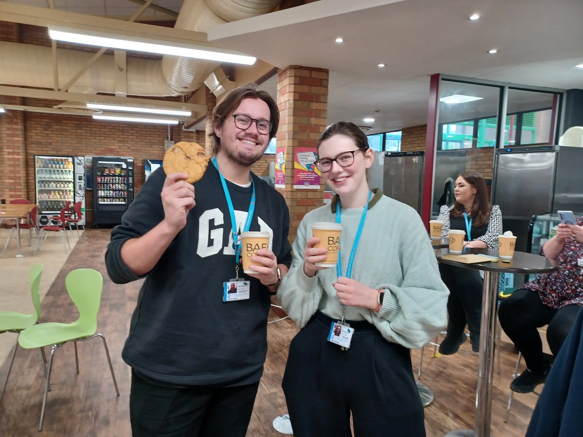 RhiannonJ78's tweet photo. Enjoying talking to @CAVC staff this morning for #TimeToTalkDay. Free coffee, cakes and cookies and an opportunity to download the Headspace app. #CAVCCommunity https://t.co/A2AROMlD2H