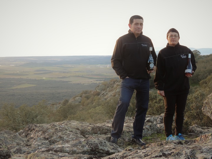 🍇Éxito del #vino rosado prieto picudo de #BodegasVerdes
#LaPosada <a href="/JavierPerezARGI/">Javier Pérez Andrés</a> 
➡️bit.ly/3l1Kw1E