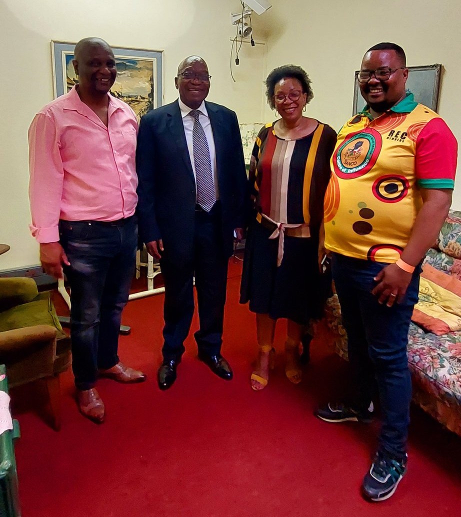 CadreNguyi's tweet photo. 📌 The Private Prosecutor, The Newly Elected Chairperson Of #SANCO KZN, H.E @PresJGZuma today at the Pietermaritzburg High Court for private prosecution of the Adv. Billy #Downer and Journalist Karyn #Maughan. Msholozi ✊🏾 https://t.co/CakBq2HonB